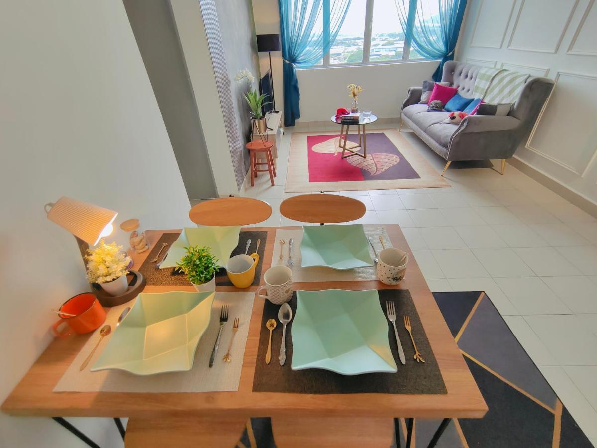 Desig Classic Falim By Irainbow Apartment *