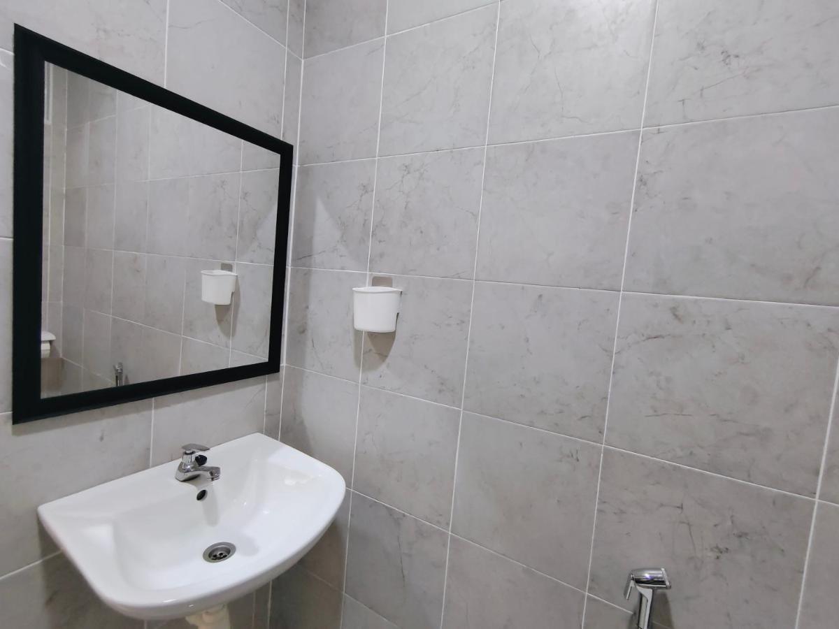 Desig Classic Falim By Irainbow Apartment *