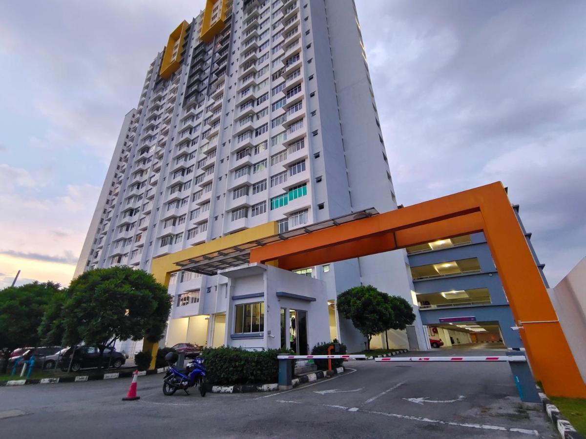 Desig Classic Falim By Irainbow Apartment