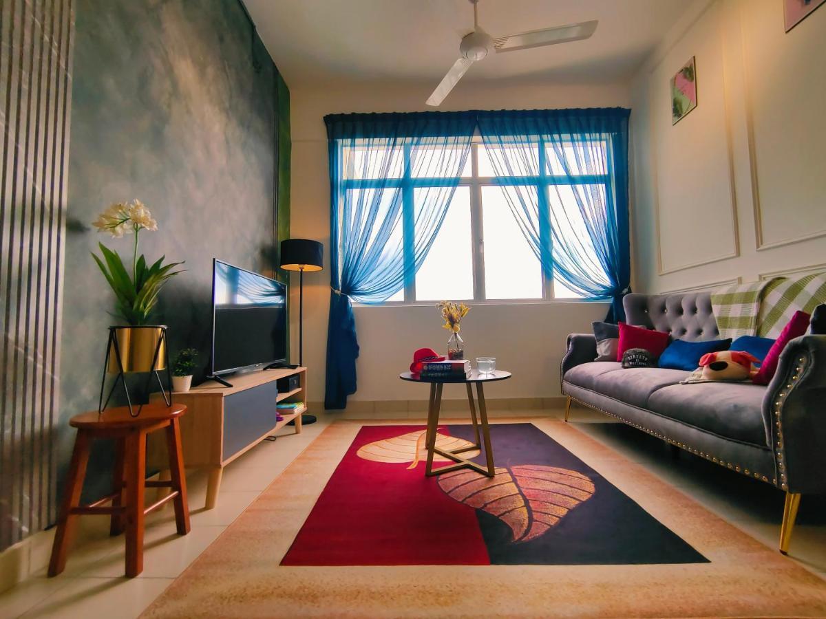 Desig Classic Falim By Irainbow Apartment